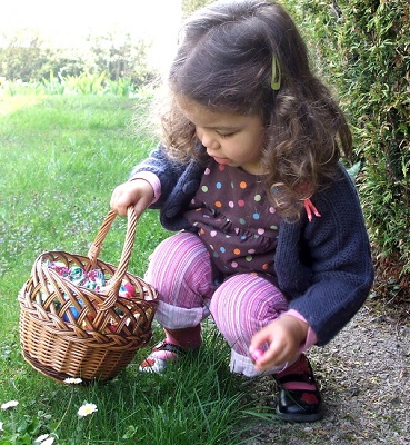 Chasse aux oeufs de Paques un coffret de Champagne