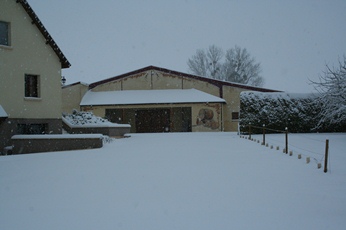 Les caves de champagne Yveline Prat sous la neige décembre 2010